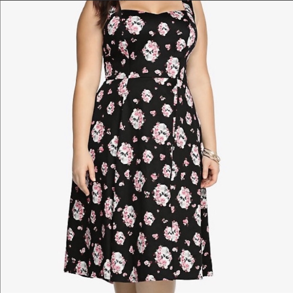 torrid Black skull and floral swing dress.
